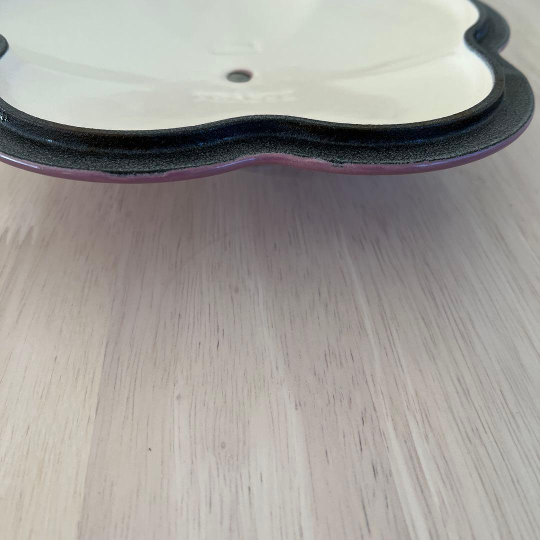 LE CREUSET 花形鍋 ピンク小型