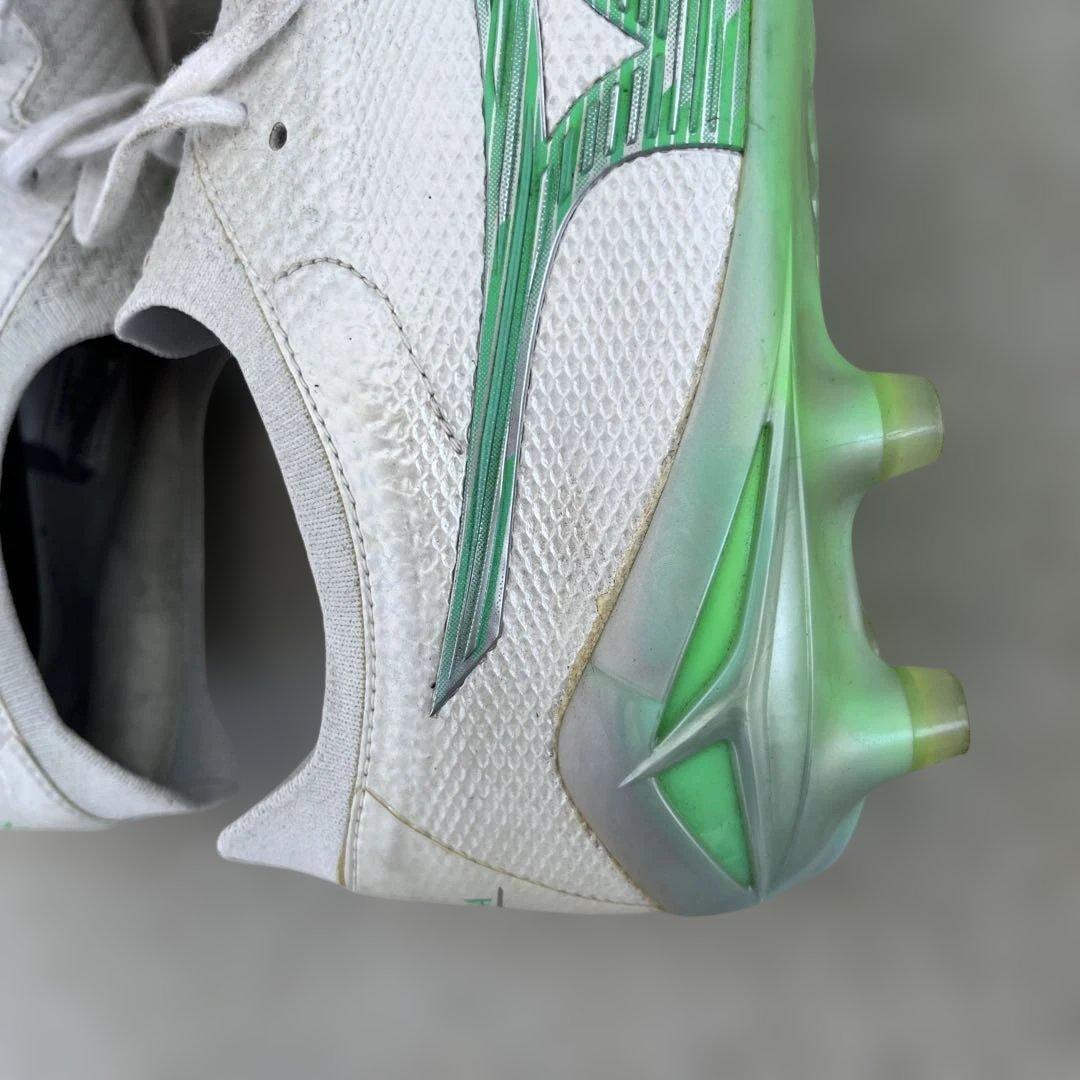 モレリアネオβ ミズノ　サッカースパイク　27cm