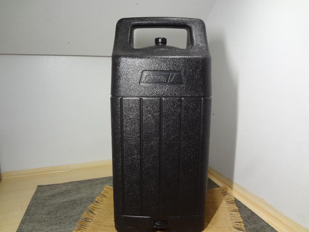 Coleman Powerhouse Unleaded 295 ランタン