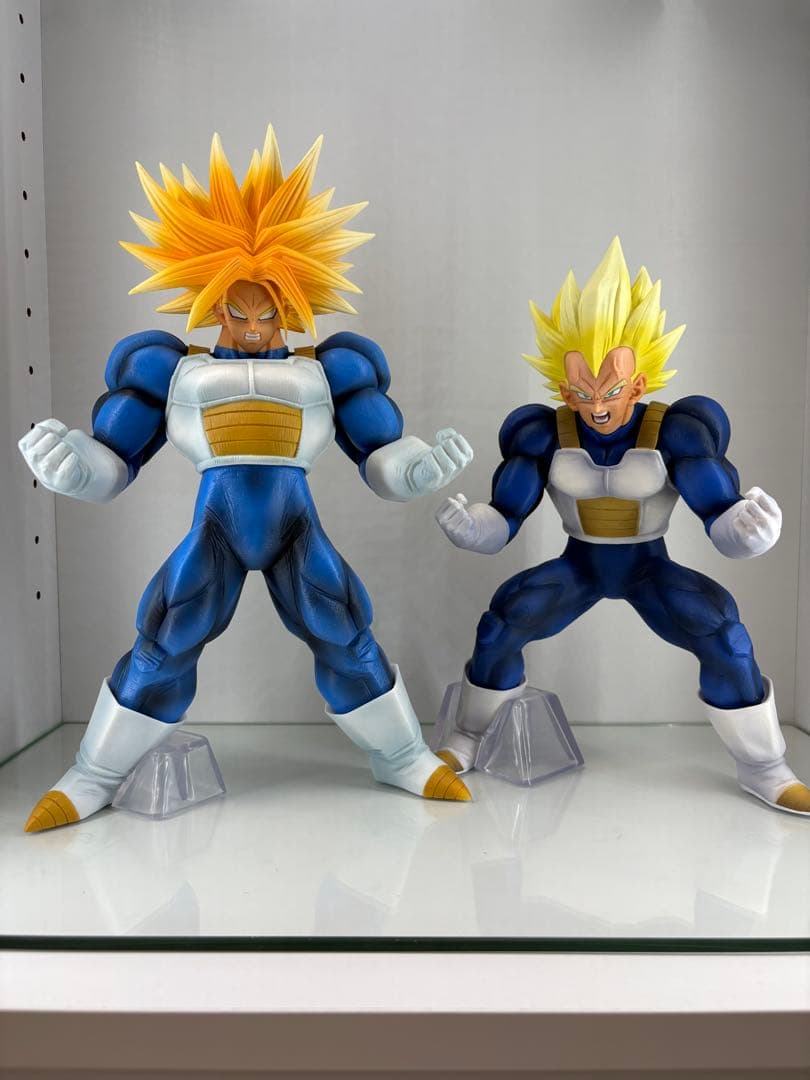 ドラゴンボール　一番くじ　フィギュア　超トランクス　ベジータ