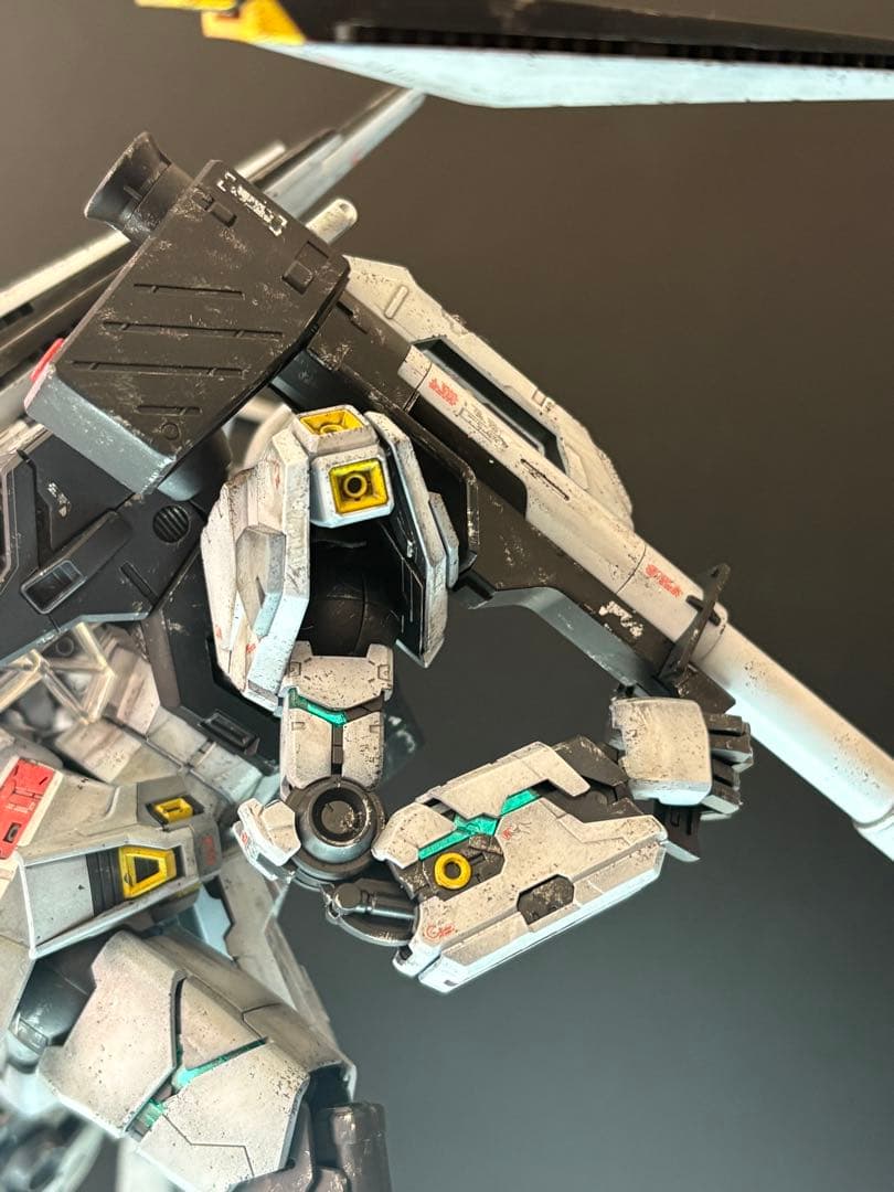 【塗装済】MG νガンダム Ver.Ka【完成品】